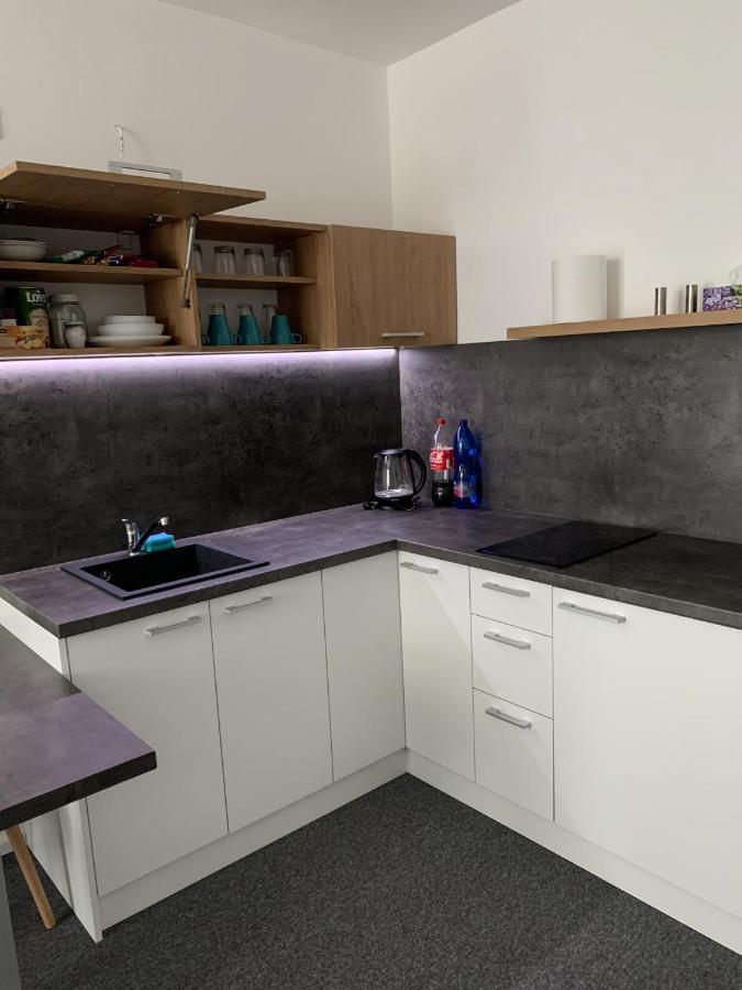Apartman J&J Bešeňová Eksteriør billede